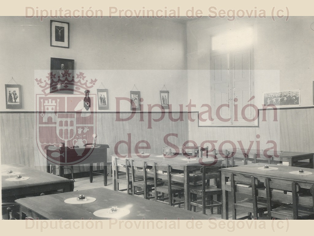 662	Escuela de Niñas, Interior, de Escarabajosa de Cabezas