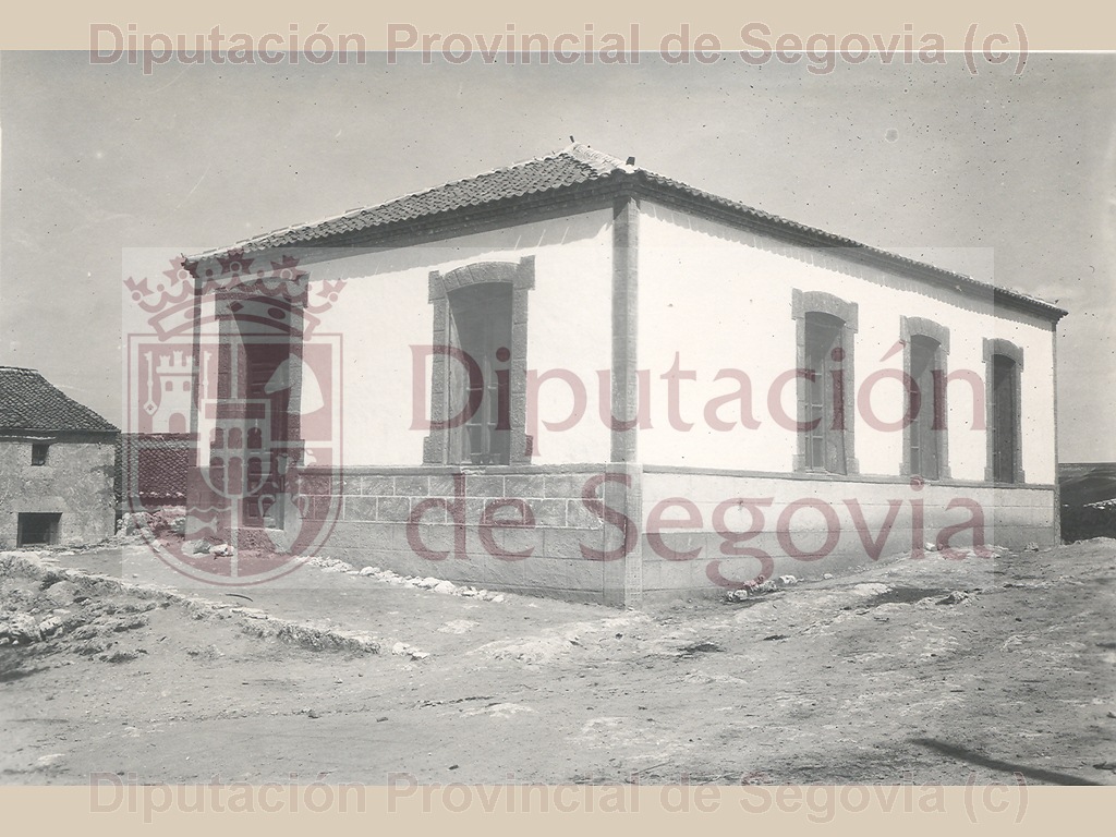 682	Escuela de Niñas en Zarzuela del Pinar 