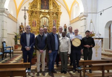 Collado Hermoso revive la Misa Collalba tras 85 años de silencio, al son de dulzaina y tamboril