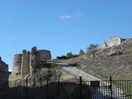 Murallas y castillo